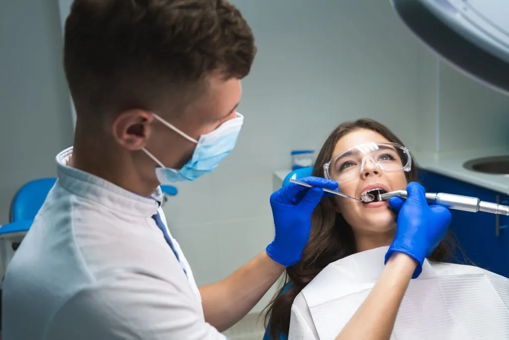 Who Is the Ideal Candidate for Laser Teeth Whitening Swindon?